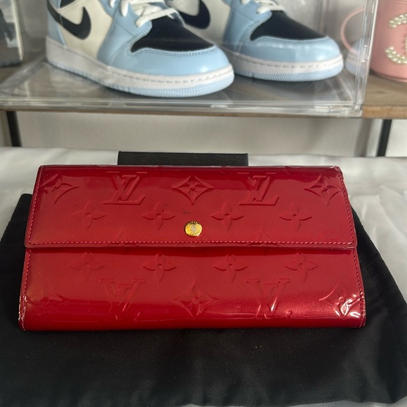 Authentic LV Monogram vernis red wallet ♥️ - Picture 3 of 12